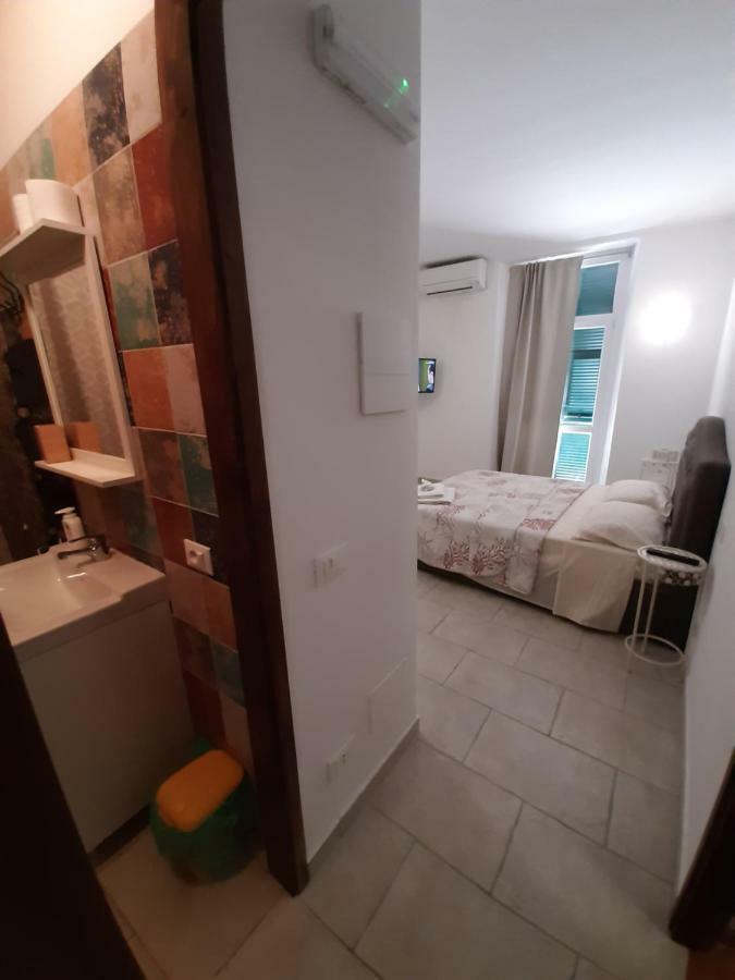 Hotel Casa Chicca à La Spezia Extérieur photo